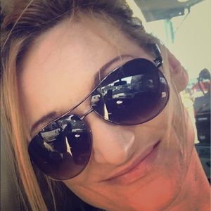 Meet your Posher, Catherine